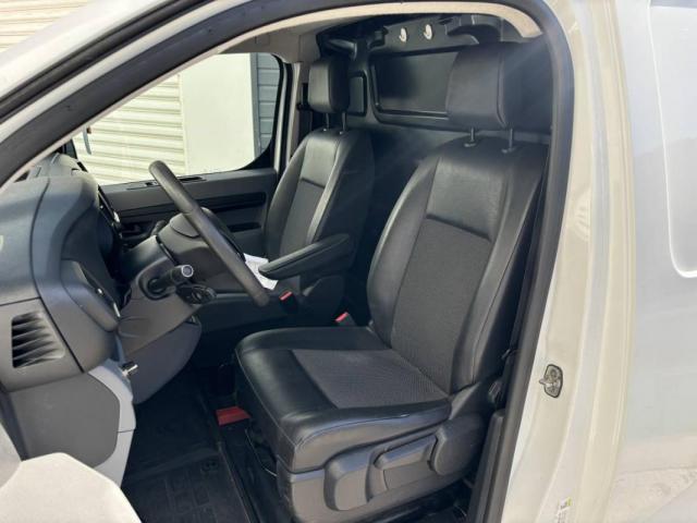 Citroen Jumpy image 9