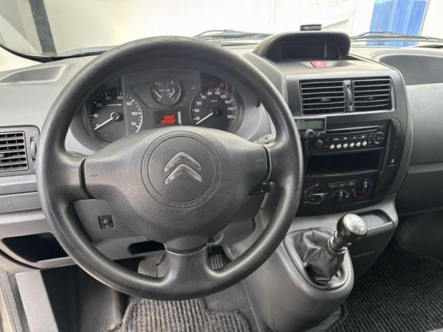 Citroen Jumpy image 7