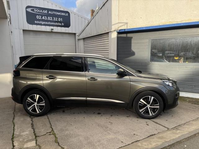 Peugeot 5008 image 3