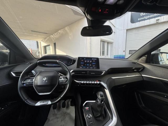 Peugeot 5008 image 2