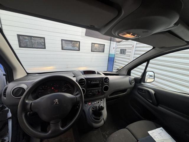 Peugeot Partner image 2