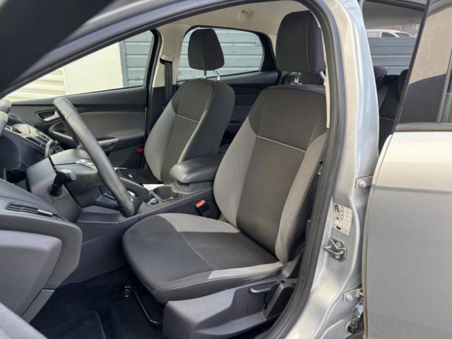 Ford Focus image 7