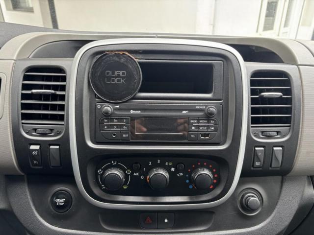 Renault Trafic image 3