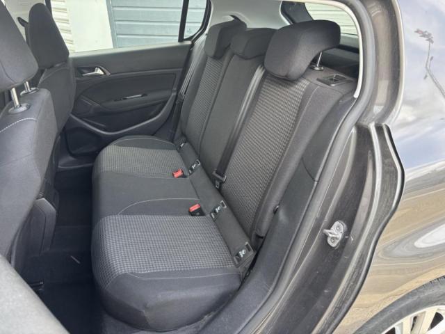 Peugeot 308 image 3
