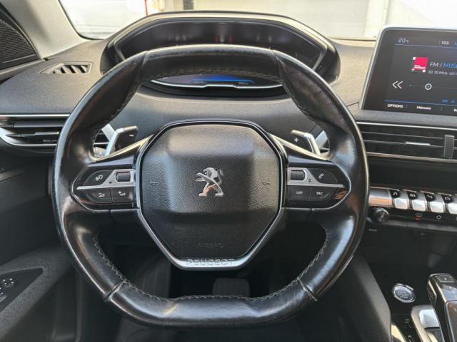 Peugeot 5008 image 2