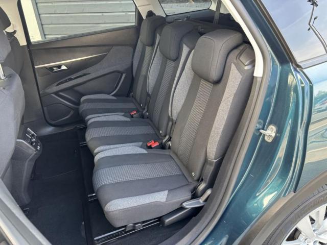 Peugeot 5008 image 7