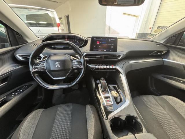 Peugeot 5008 image 9
