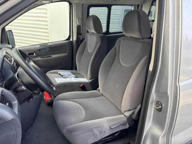 Peugeot Expert image 2