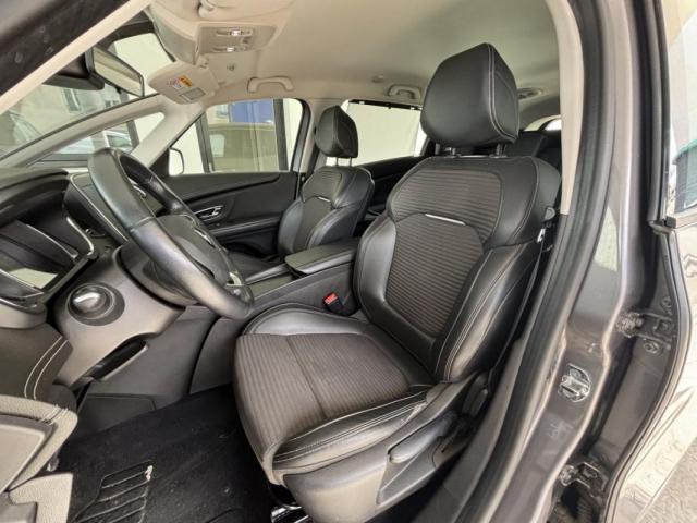 Renault Grand Scénic image 2