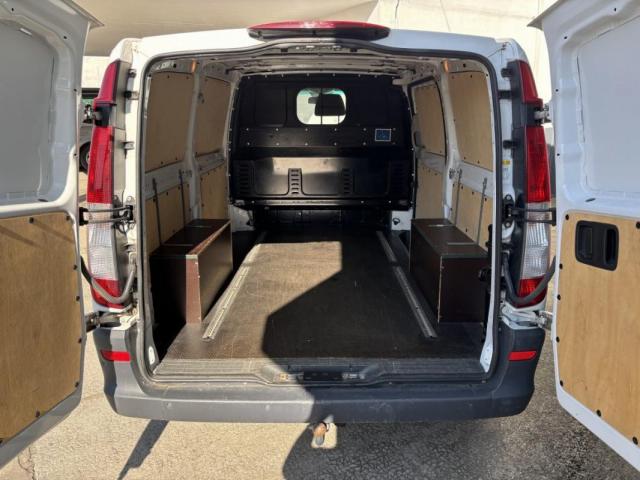 Mercedes Benz Vito image 4