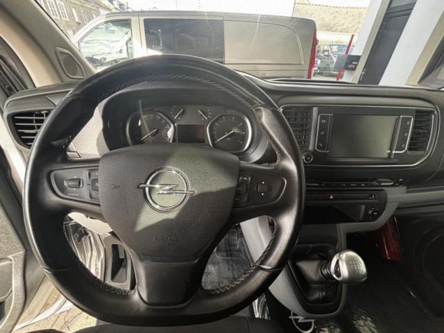 Opel Vivaro image 8