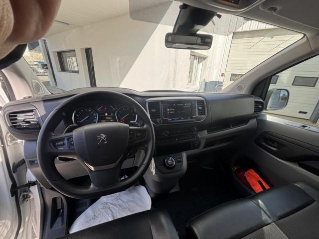 Peugeot Expert image 2