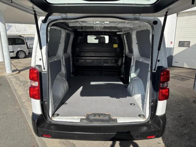 Peugeot Expert image 1