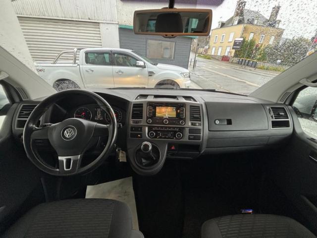 Volkswagen Multivan image 6