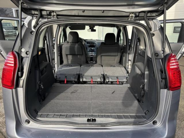 Peugeot 5008 image 7