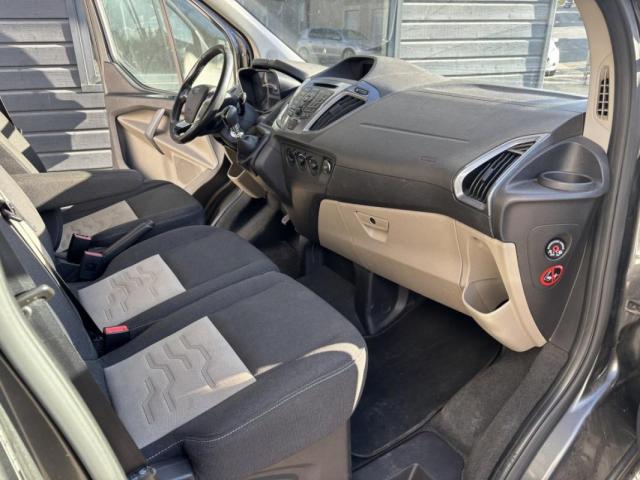 Ford Transit Custom image 4