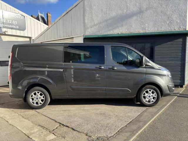 Ford Transit Custom image 2