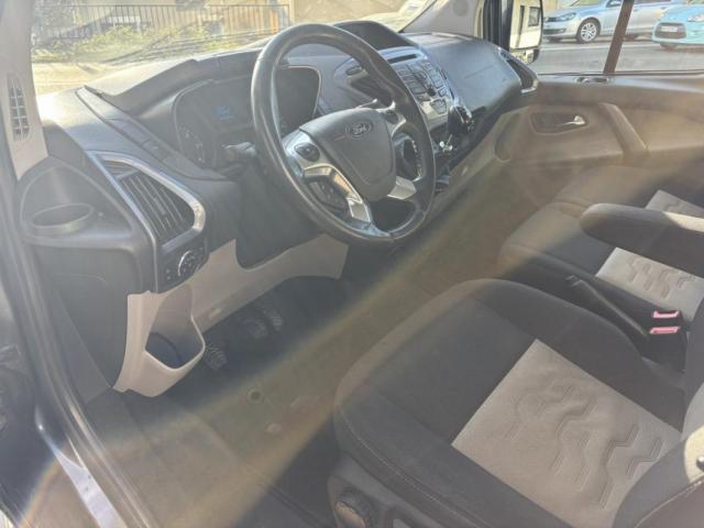 Ford Transit Custom image 6