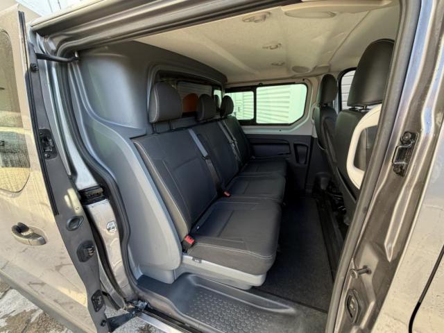 Renault Trafic image 3
