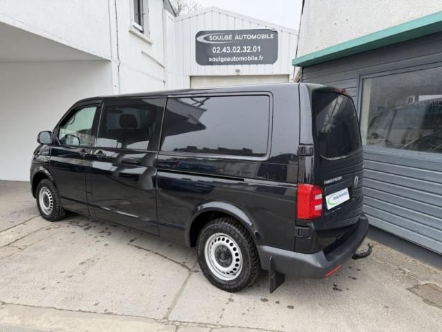 Volkswagen Transporter image 2