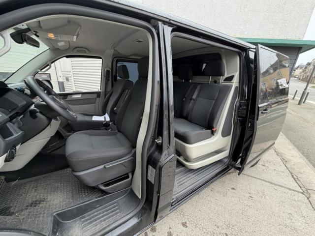 Volkswagen Transporter image 7