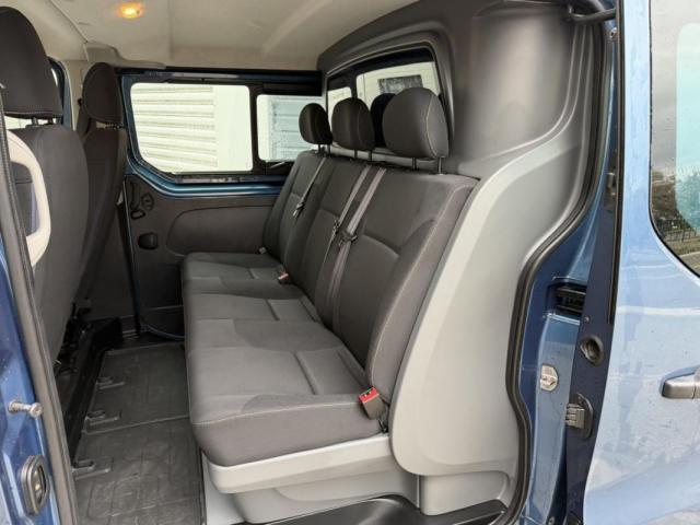 Renault Trafic image 2