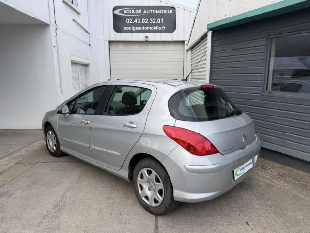 Peugeot 308 image 8