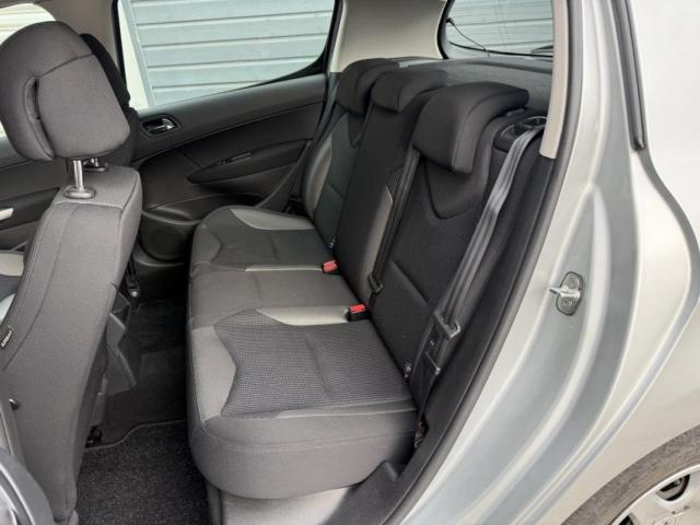Peugeot 308 image 5