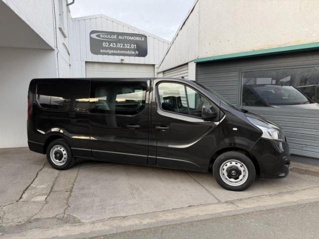 Nissan Nv300 image 3