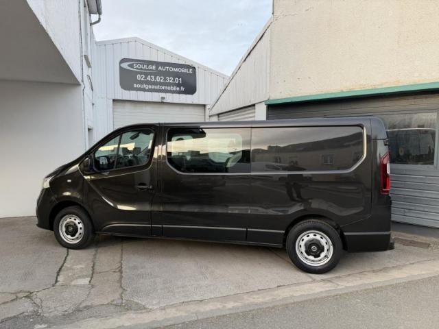 Nissan Nv300 image 5