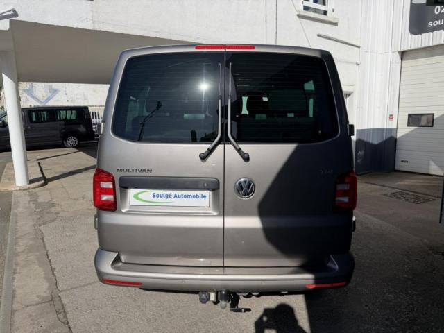 Volkswagen Multivan image 2