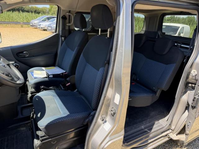 Nissan Nv200 image 3