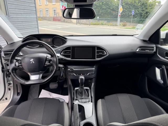 Peugeot 308 image 7