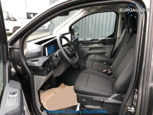 Ford Transit Custom image 3