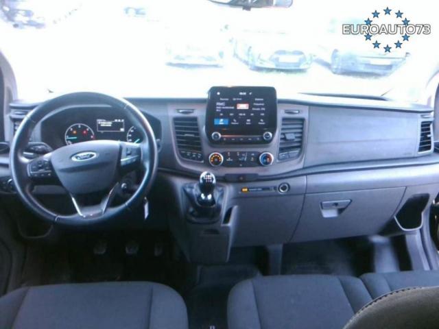 Ford Transit Custom Kombi image 3