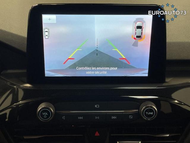 Ford Kuga image 5