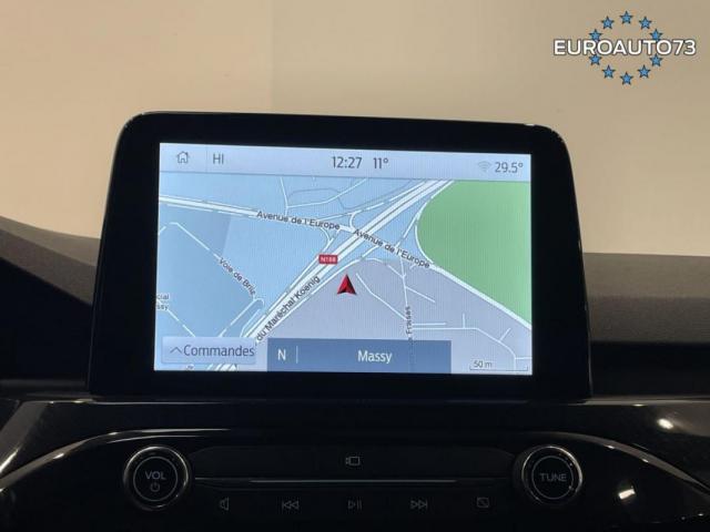 Ford Kuga image 1