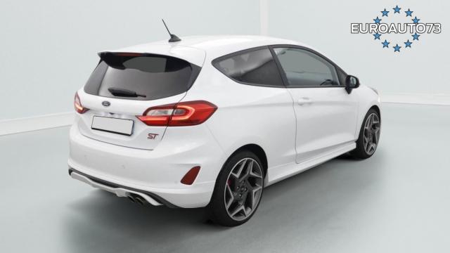 Ford Fiesta image 7