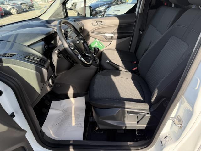 Ford Transit Connect image 5
