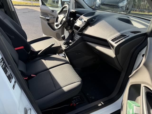 Ford Transit Connect image 4