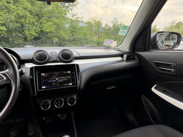 Suzuki Swift image 8