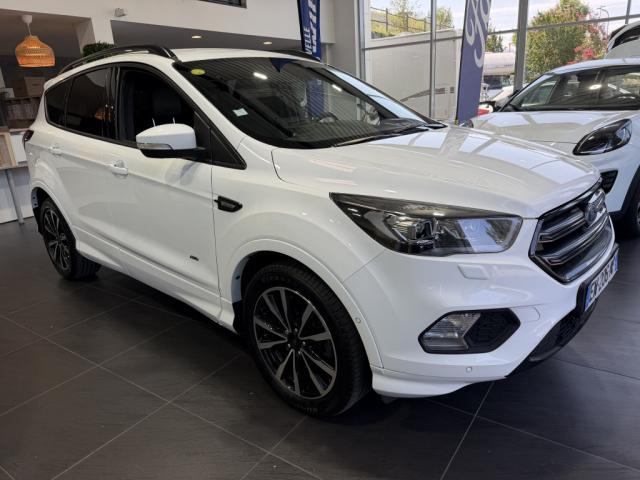 Ford Kuga image 7