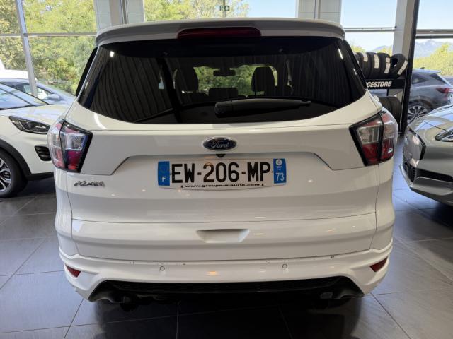 Ford Kuga image 1