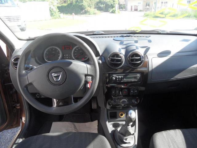 Dacia Duster image 1