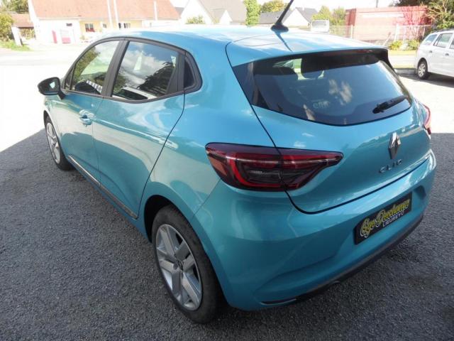 Renault Clio image 2