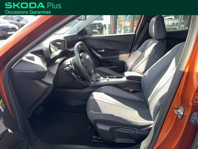 Peugeot 2008 image 2