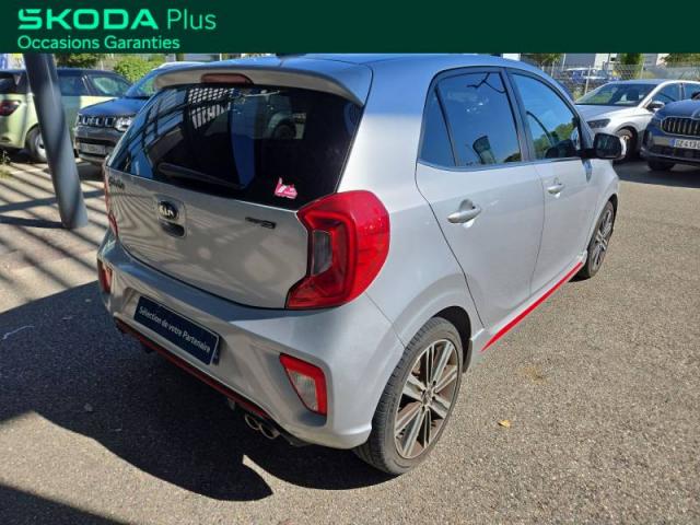 Kia Picanto image 9