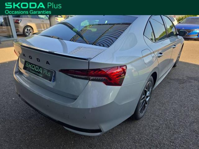 Skoda Octavia image 3