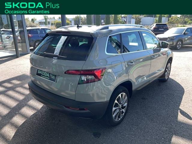 Skoda Karoq image 8