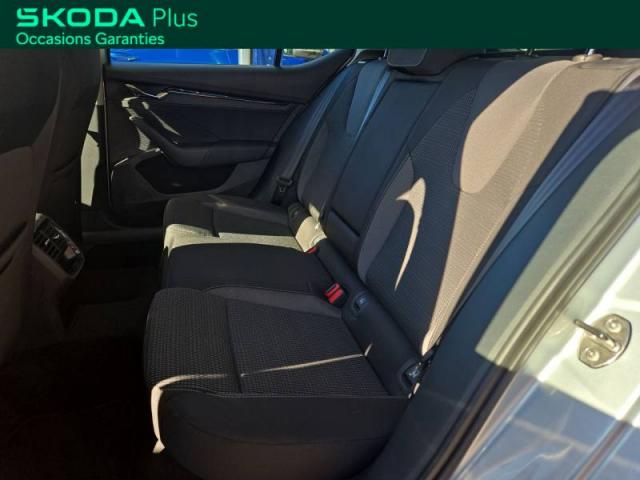 Skoda Octavia image 3